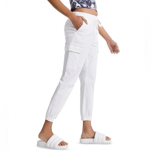 Tinseltown High-Waisted Pull-On Utility Jogger Pants, Cargo Jogger Pants Size: M - Picture 3 of 12